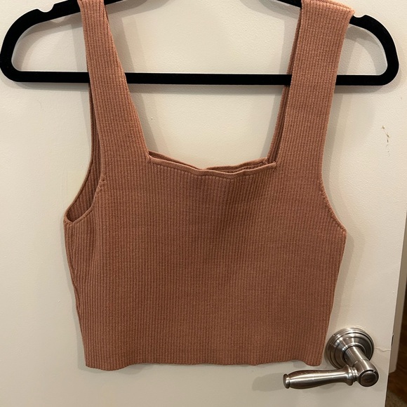 Square Neck Cropped Ribbed Tank - Picture 2 of 2